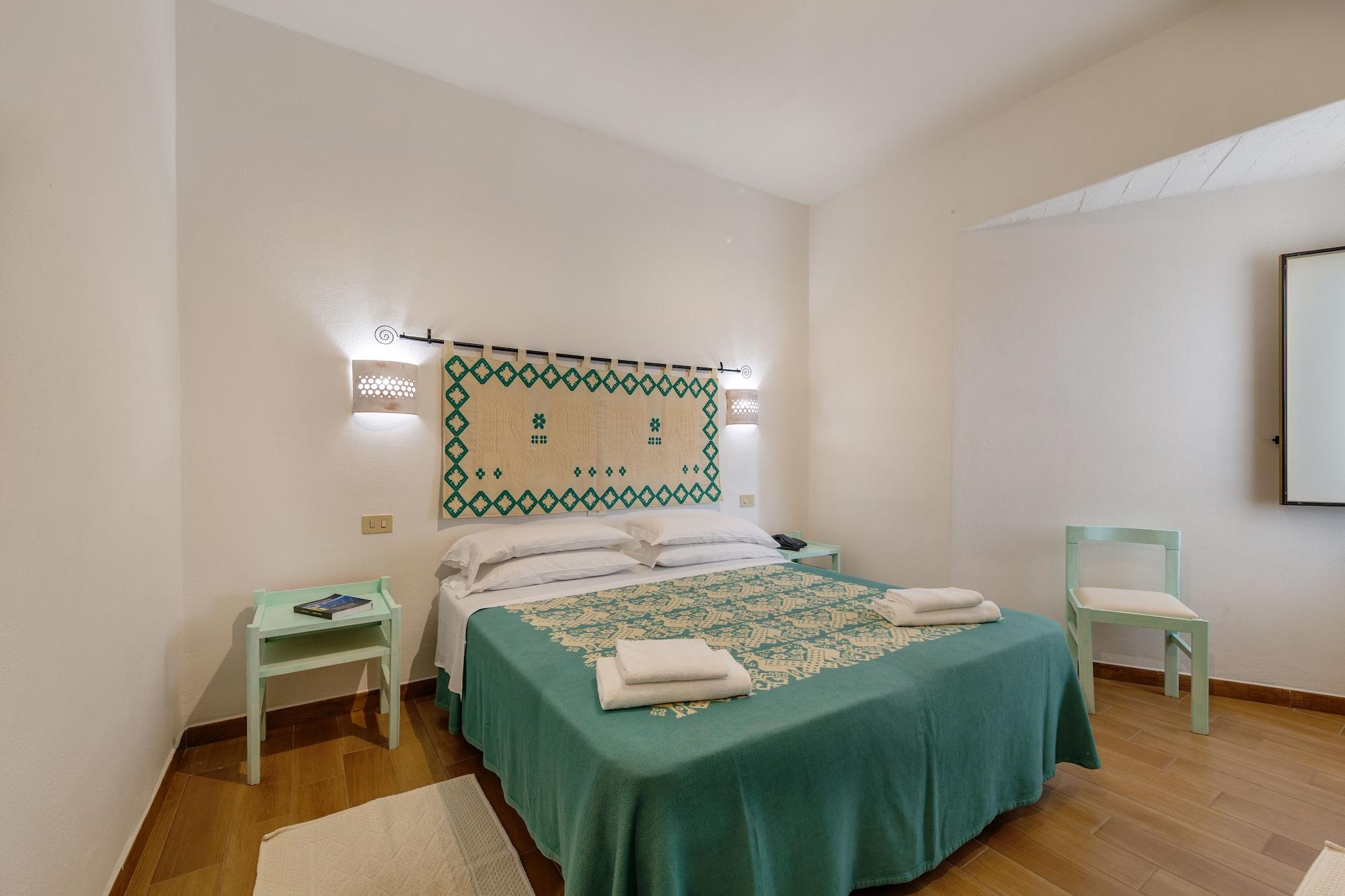 Hotel Le Mimose ซาน เตโอโดโร ภายนอก รูปภาพ